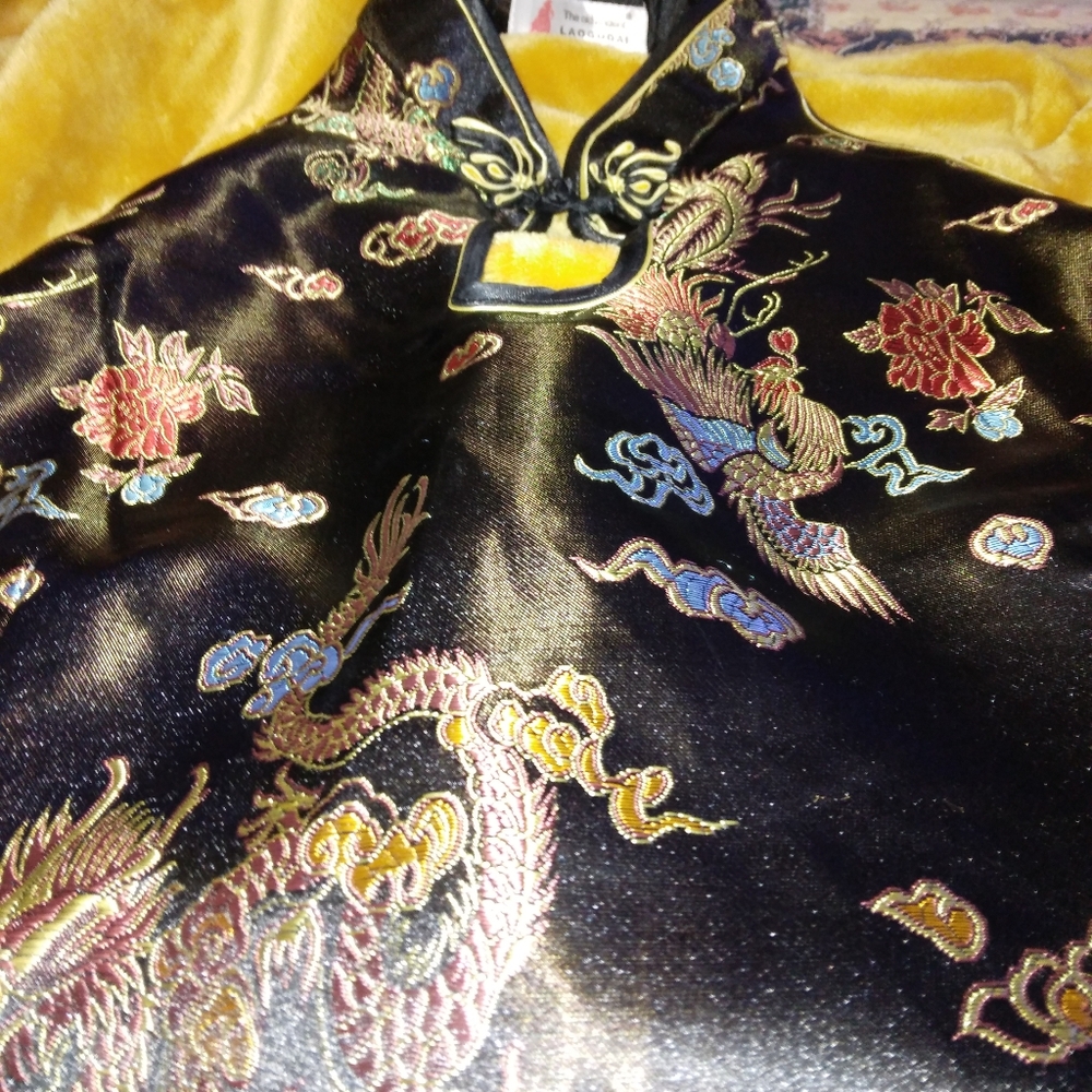 Women's oriental dress